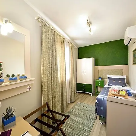 Otel Dions Seferihisar